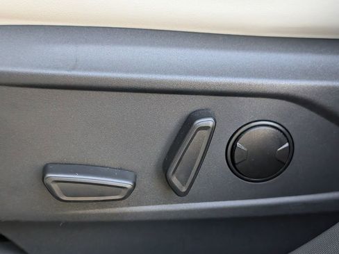 Used 2024 Ford Mustang Mach-E Premium image 31