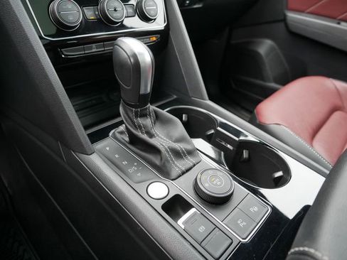 Certified 2023 Volkswagen Atlas Cross Sport SEL Premium R-Line image 28