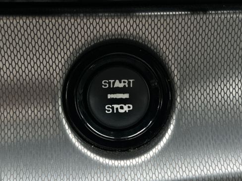 Used 2016 Jaguar F-TYPE Convertible image 31