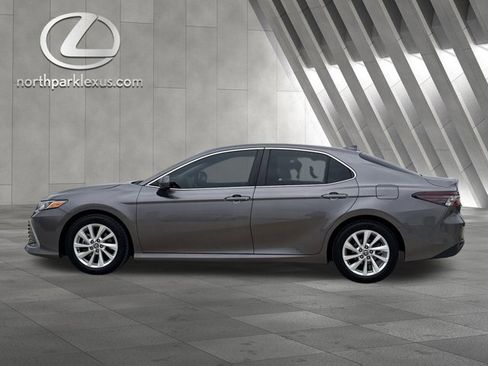 Used 2024 Toyota Camry LE FWD image 1