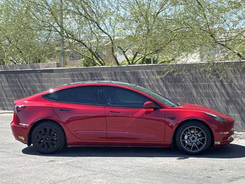 Used 2023 Tesla Model 3 Standard Range RWD image 9