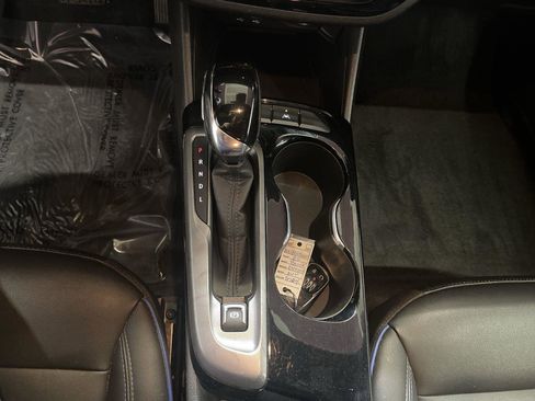 Used 2025 Buick Envista Sport Touring w/ Experience Buick Package image 19