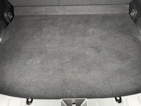 Used 2023 Subaru Crosstrek 2.0i image 11