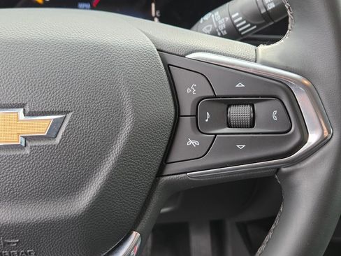 Used 2025 Chevrolet Trax LT w/ Driver Confidence Package FWD image 28