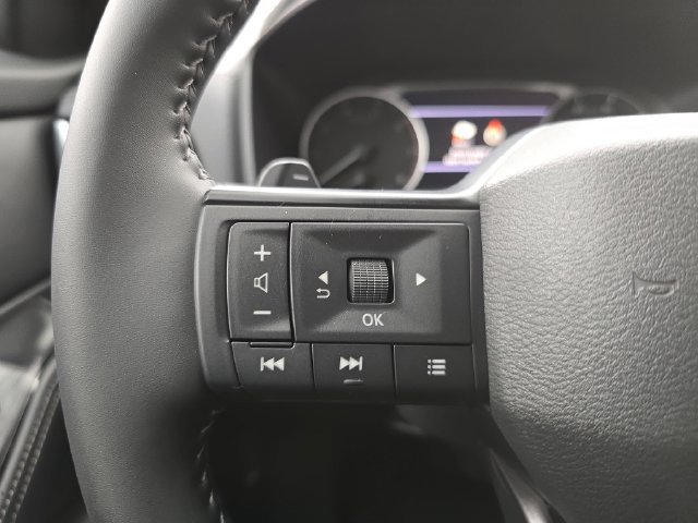 Used 2026 Nissan Rogue SV FWD image 17
