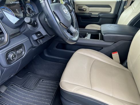 Used 2022 RAM 3500 Limited AWD/4WD image 17