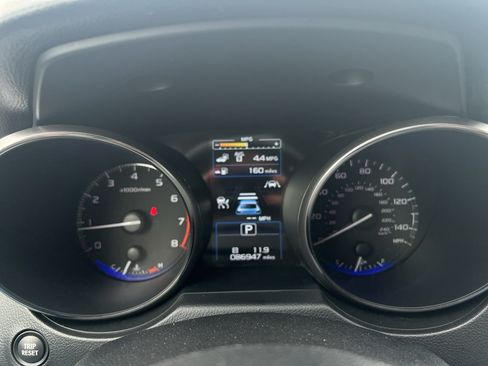 Used 2019 Subaru Outback 2.5i Premium AWD/4WD image 12