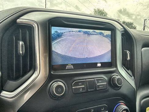 Used 2020 Chevrolet Silverado 1500 LT w/ Texas Edition RWD image 14
