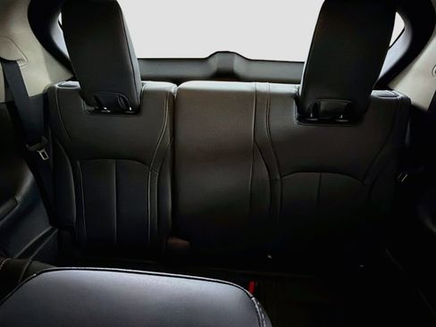 Used 2023 INFINITI QX60 Luxe w/ Performance Audio Package FWD image 29