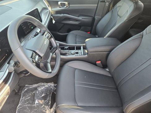 New 2026 Kia Sorento S image 9