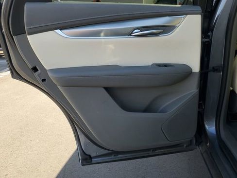 Used 2021 Cadillac XT5 Premium Luxury w/ LPO, Floor Liner Package image 12
