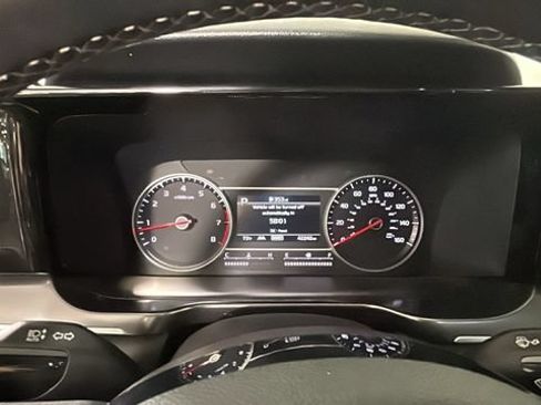 Used 2021 Kia Sorento S w/ Panoramic Sunroof Package FWD image 17