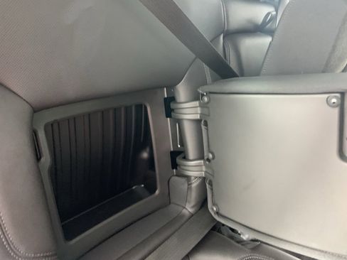 Used 2021 GMC Sierra 1500 SLT w/ SLT Premium Package image 21