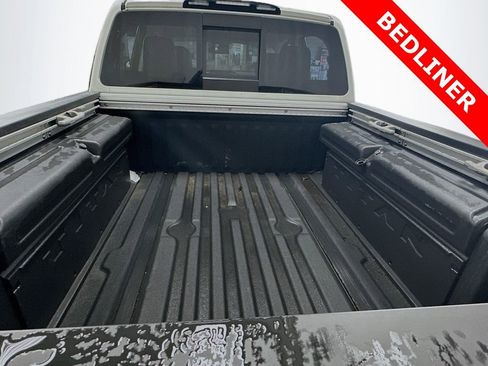 Used 2018 Nissan Titan Platinum Reserve image 25