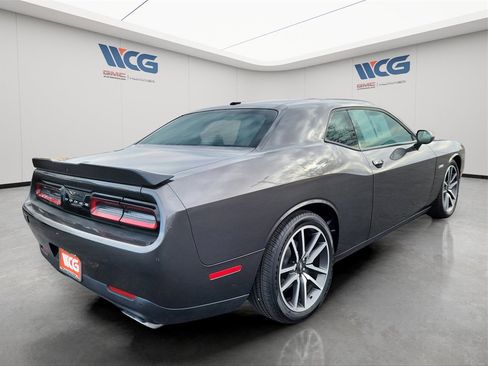 Used 2023 Dodge Challenger R/T image 4