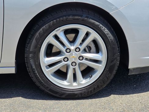 Used 2016 Chevrolet Cruze LT w/ Convenience Package FWD image 10