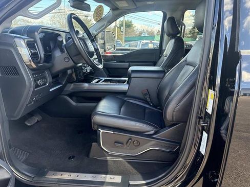 Certified 2024 Ford F250 Lariat w/ Lariat Ultimate Package image 17