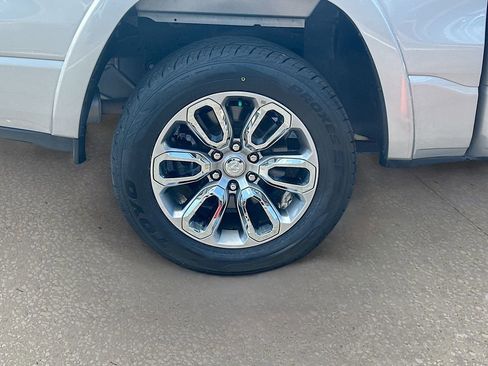 Used 2022 RAM 1500 Laramie w/ Sport Appearance Package AWD/4WD image 30