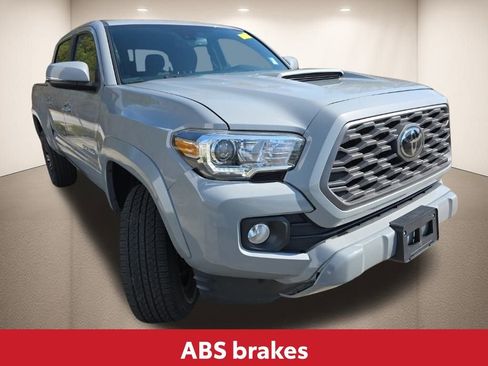 Used 2021 Toyota Tacoma TRD Sport image 10