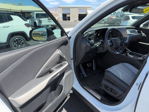 Used 2024 Lexus TX 500h AWD w/ Technology Package image 10