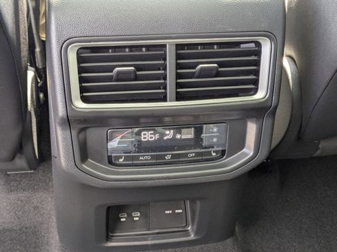 New 2026 Volkswagen Atlas SEL Premium R-Line image 31