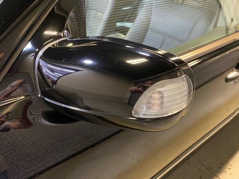 Used 2000 Mercedes-Benz E 320 Wagon image 37