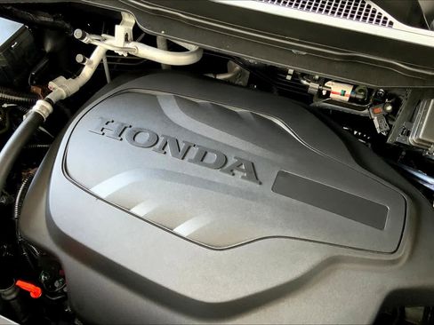 New 2025 Honda Ridgeline RTL image 17