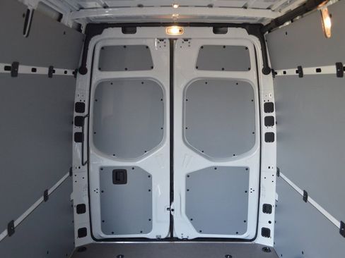 New 2026 Mercedes-Benz Sprinter 2500 image 9