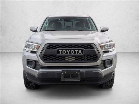 Used 2021 Toyota Tacoma SR AWD/4WD image 2