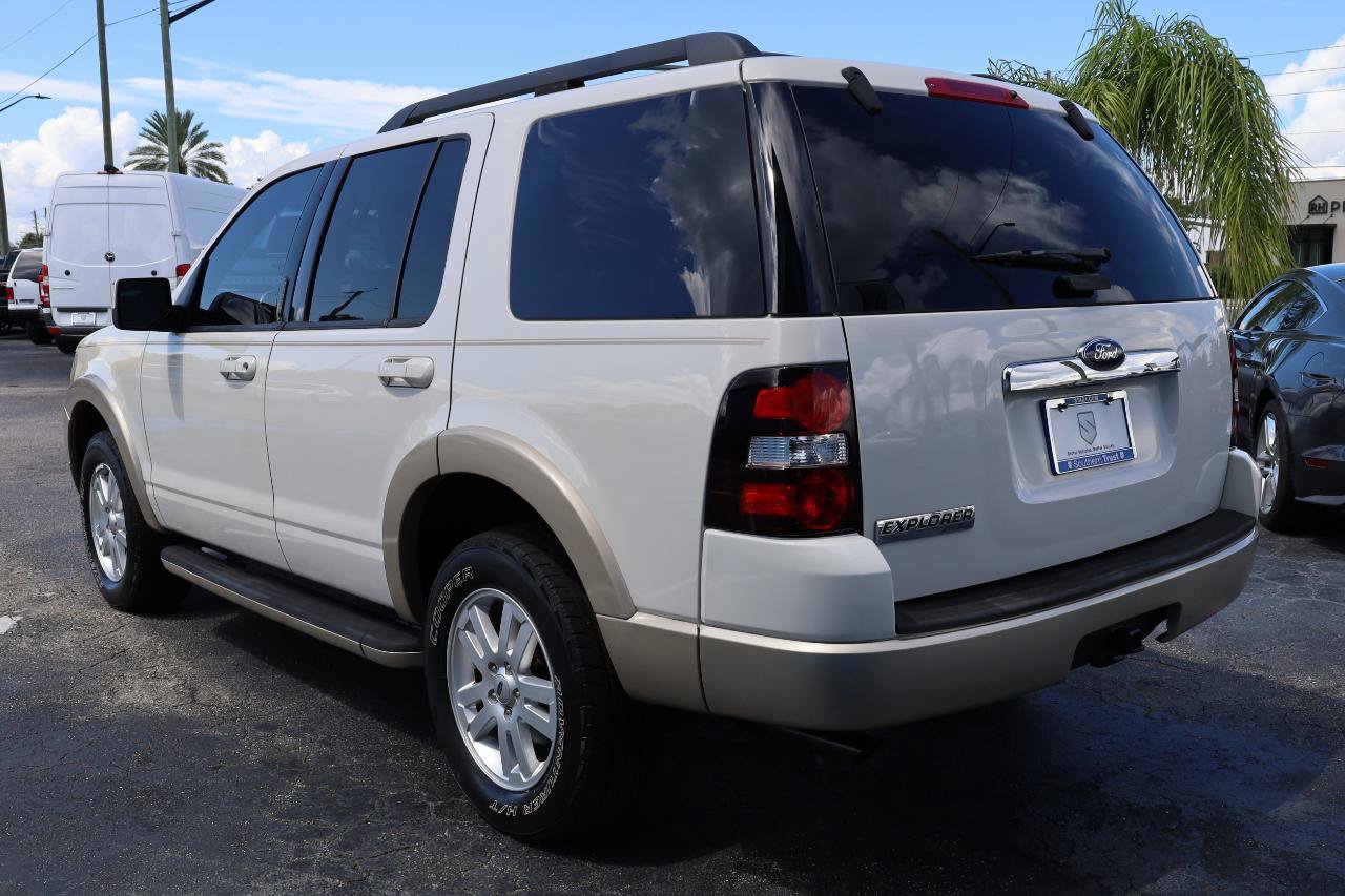 Used 2010 Ford Explorer Eddie Bauer RWD image 4