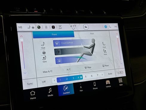 Used 2024 Jeep Grand Cherokee L Limited w/ Luxury Tech Group II image 24