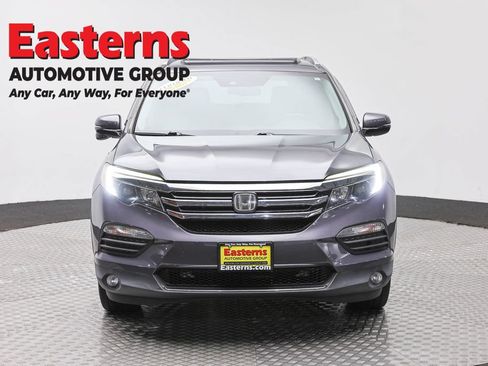 Used 2016 Honda Pilot Touring image 2