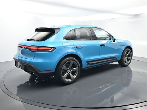 Used 2023 Porsche Macan image 13