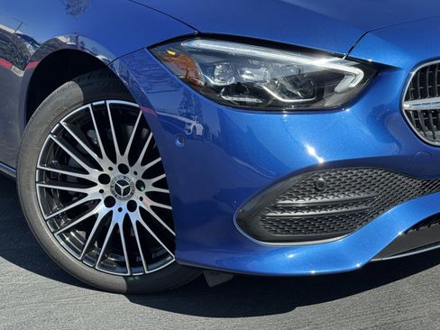 Used 2025 Mercedes-Benz C 300 Sedan image 2