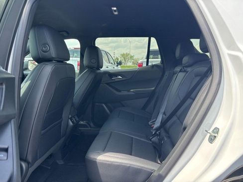 New 2026 Chevrolet Equinox LT w/ Convenience Package II FWD image 5