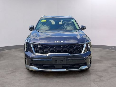 Certified 2025 Kia Sorento S AWD/4WD image 2