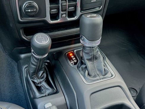 New 2026 Jeep Wrangler Unlimited Sahara AWD/4WD image 20