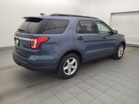 Used 2018 Ford Explorer FWD image 10