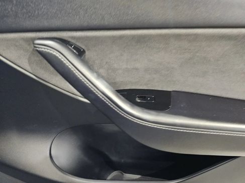 Used 2020 Tesla Model Y Performance AWD/4WD image 6