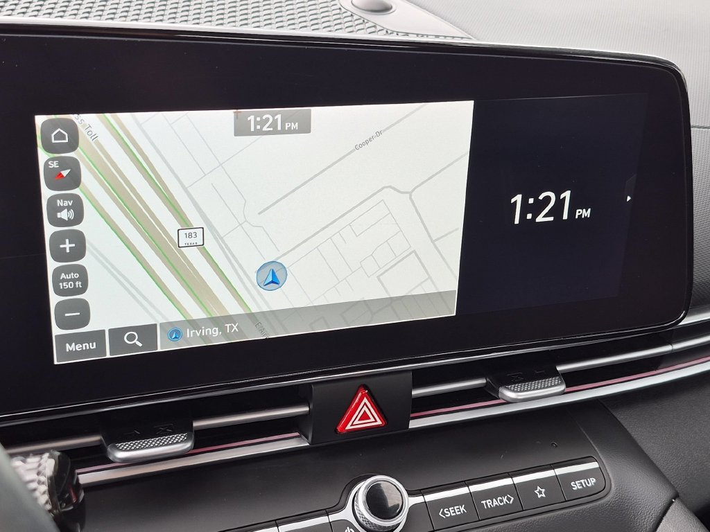 Used 2025 Hyundai Elantra SEL FWD image 17