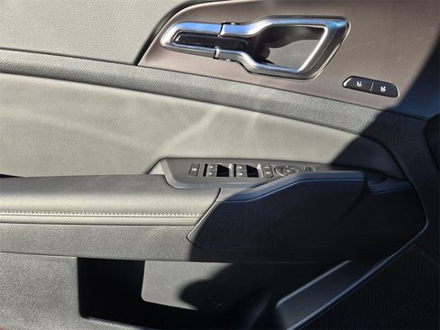 New 2026 Kia Sportage SX image 16