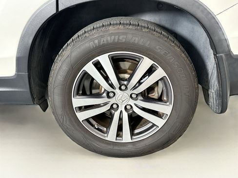 Used 2018 Honda Pilot EX-L image 11