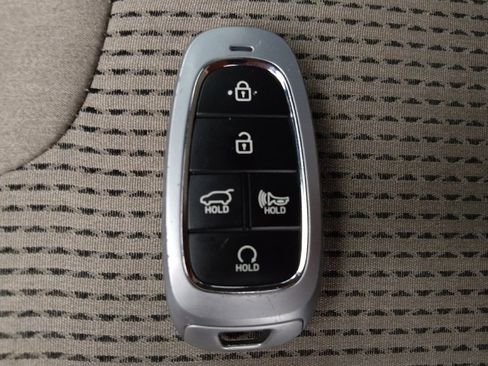 Used 2023 Hyundai Santa Fe SEL FWD image 32