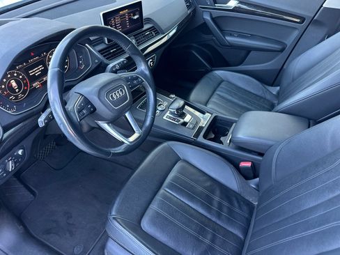 Used 2019 Audi Q5 Prestige AWD/4WD image 9
