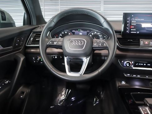 Used 2023 Audi Q5 2.0T Premium image 18