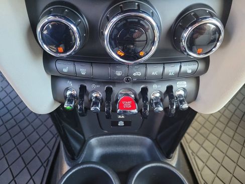 Used 2023 MINI Cooper S FWD image 34