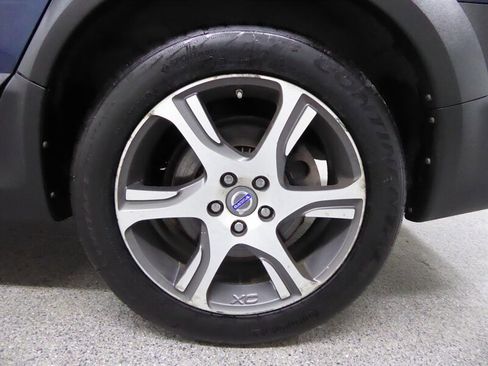 Used 2015 Volvo XC70 T6 image 32