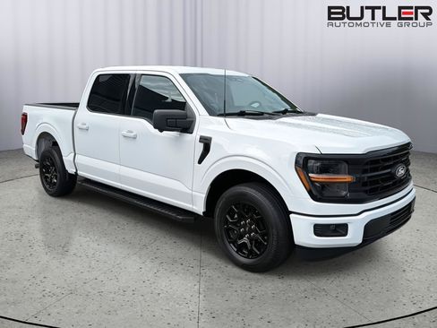 Certified 2024 Ford F150 XLT w/ XLT Black Appearance Package RWD image 8