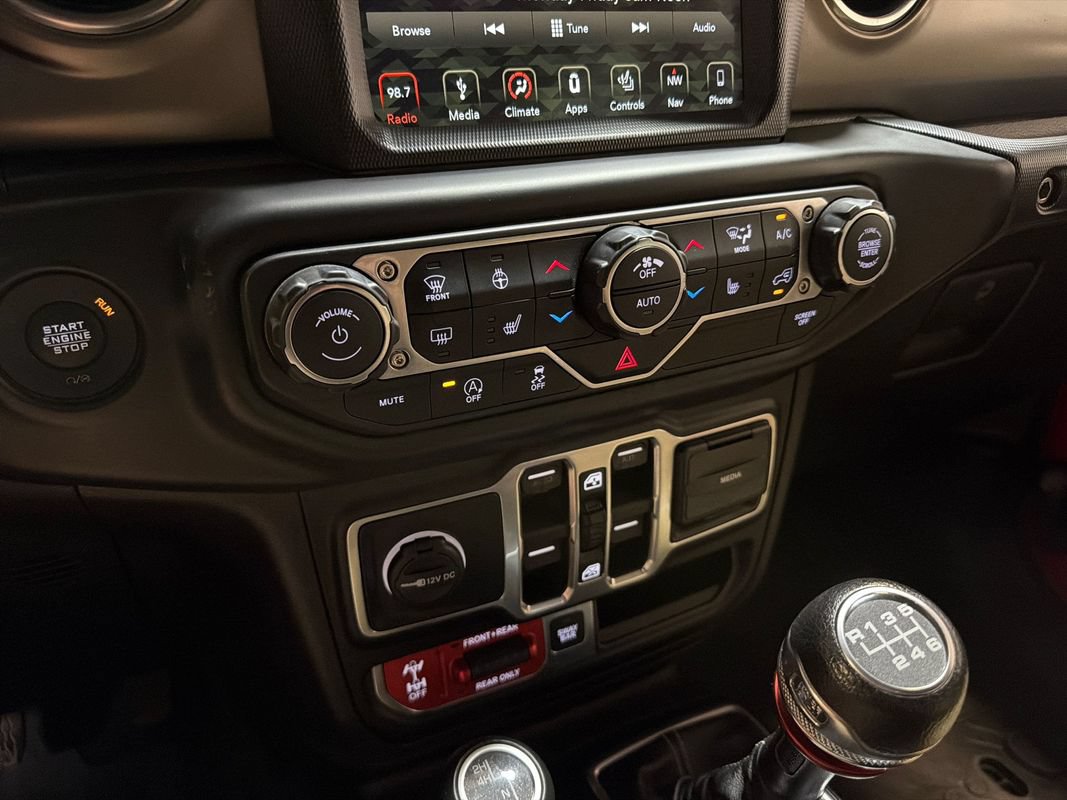 Used 2018 Jeep Wrangler Unlimited Rubicon AWD/4WD image 21