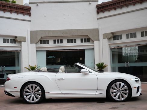 New 2026 Bentley Continental GTC AWD/4WD image 5